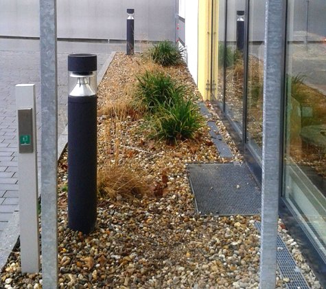 Das Leuchtenkonzept zieht sich auf dem gesamten Areal durch
